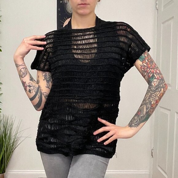 Chico's Oversize Crochet Knit Sweater Short Sleeve Size 2 Black - Picture 2 of 13